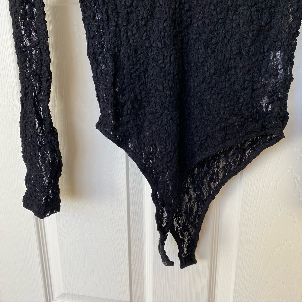 Women’s Black Lace Long-Sleeve Bodysuit - Picture 7 of 10